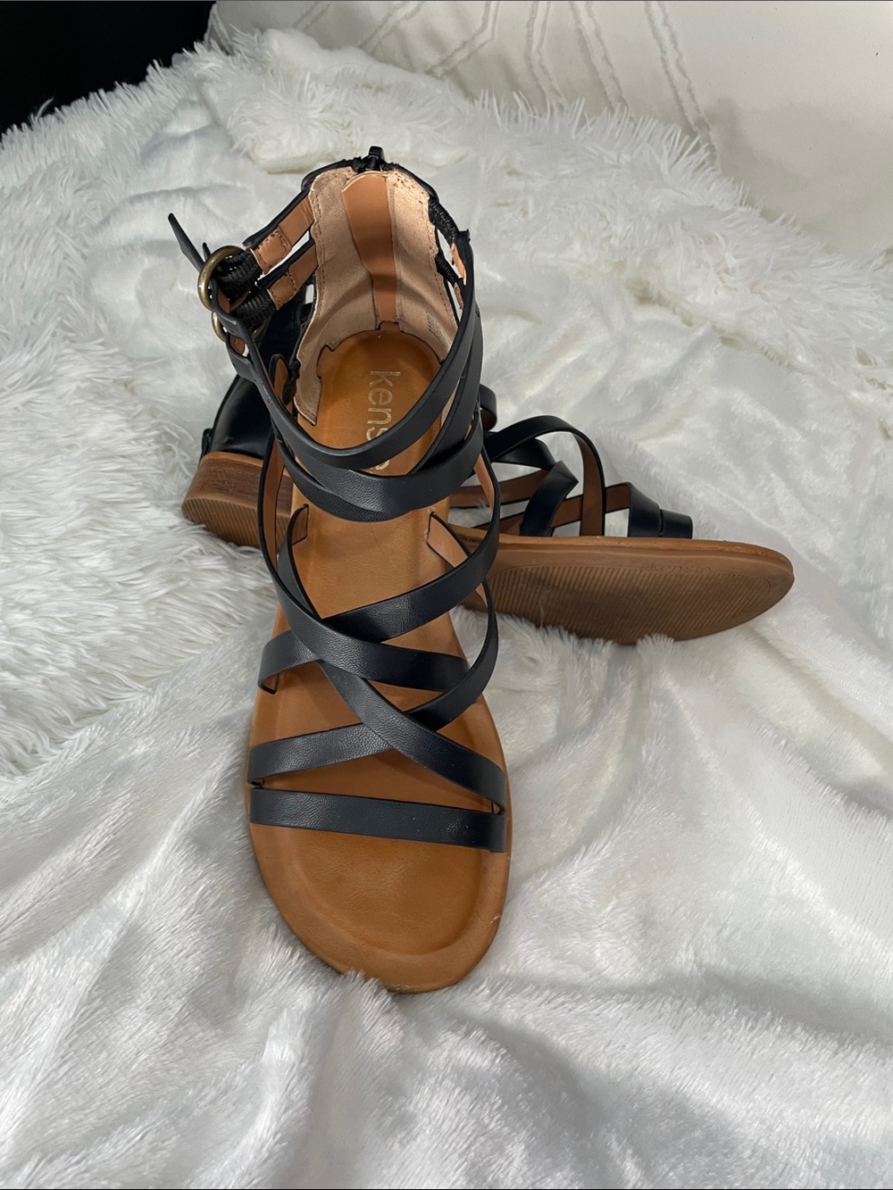 Kensie Black Multi-Strap Ankle Buckle Sandals